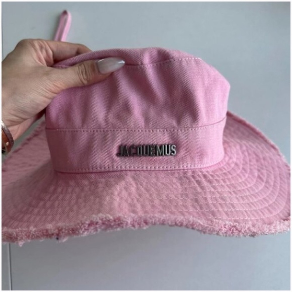 Jacquemus Bucket Hat Pink